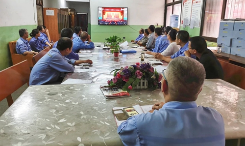向抗疫英雄致敬！宜化集團組織收看全國抗擊新冠肺炎疫情表彰大會(圖12)
